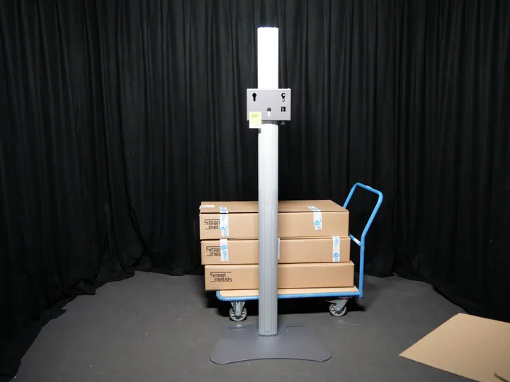 3er Set SmartMetals light Bodenständer für Displays max. 55, 30 kg